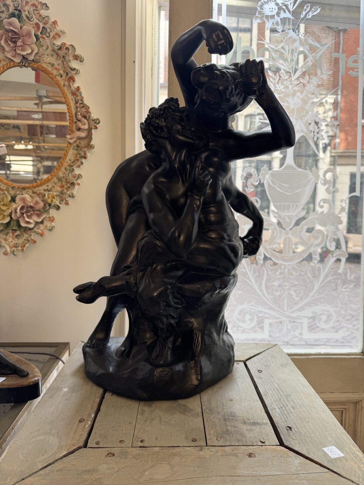 Een beeld in de winkel van Fischer Trendy